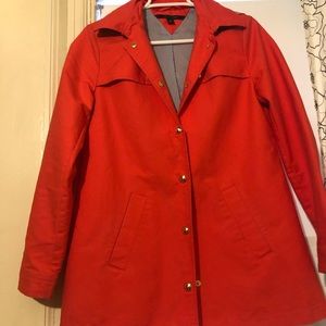 A line single breasted raincoat